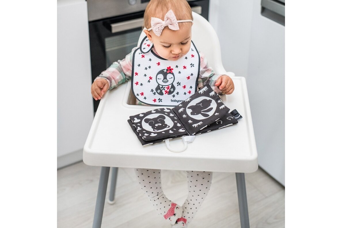 Educational cloth book with teether BabyOno BLACK&WHITE 7 Educational cloth book with teether BabyOno BLACK&WHITE 7