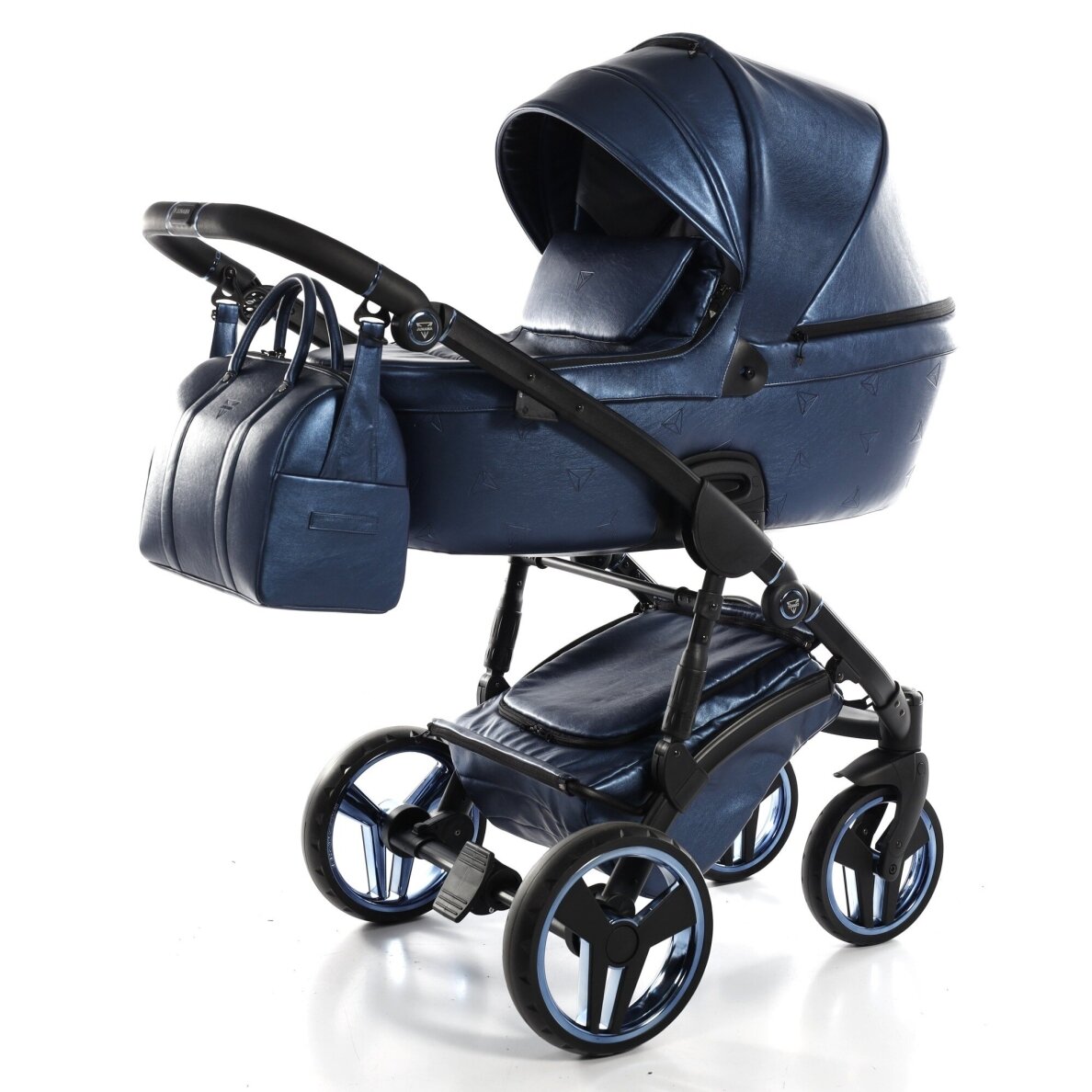 Коляска JUNAMA TERMO 04, 3in1 Коляска JUNAMA TERMO 04, 3in1